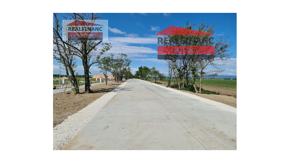 REALFINANC - 100% aktuálny !!! Stavebný pozemok pre investora Senec !!!