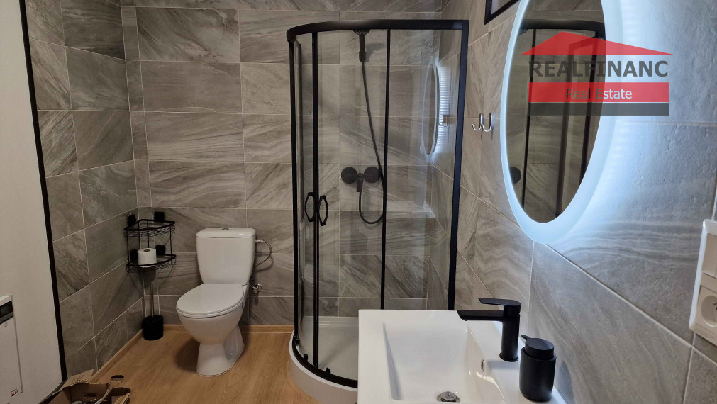 REALFINANC – 100% aktuálny ! 4 izbový Chata, parkovacie miesto, pozemok 80 m2, Buková - Priehrada !!