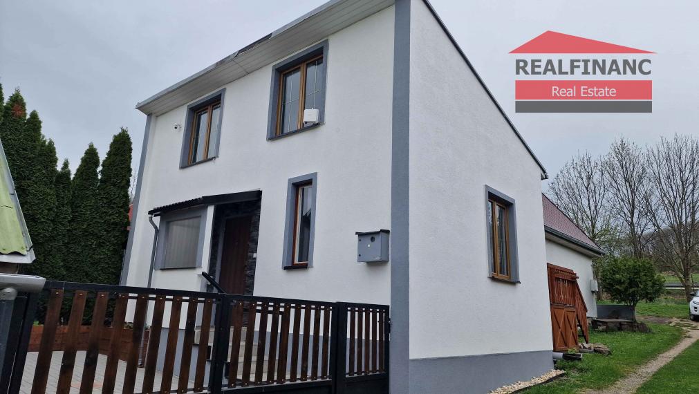 REALFINANC – 100% aktuálny ! 4 izbový Chata, parkovacie miesto, pozemok 80 m2, Buková - Priehrada !!