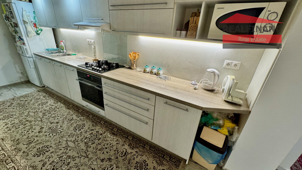 Zariadená 3,5.-izb. chata po rekonštrukcii v malebnej prírode Malých Karpát