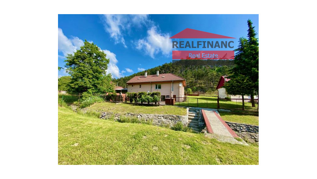 NOVÁ CENA!! Pekný 3.-izb. RD po rozsiahlej rekonštrukcii, 1050m2 slnečný pozemok, obec Buková