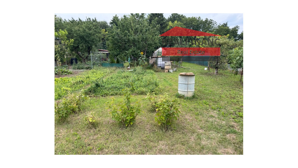 NOVÁ CENA !!! Predám veľký pozemok v záhradkárskej časti Kamenný Mlyn Trnava s výmerou 923m2