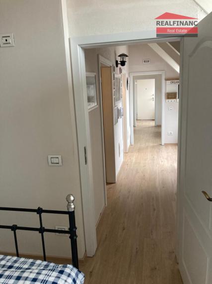 Atypický – vzdušný a murovaný 3-izbový byt s výmerou 80 m2 priamo v centre mesta Trnavy