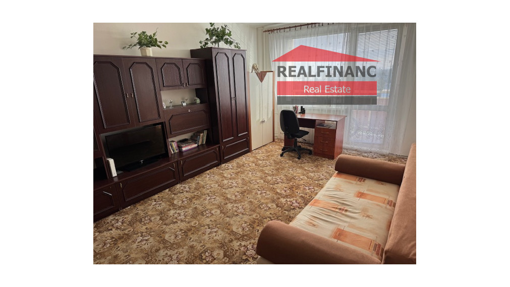 REZERVOVANÉ !!! veľký 1 izbový byt 42m2 + 2x lodžia na sídl. Prednádražie v Trnave