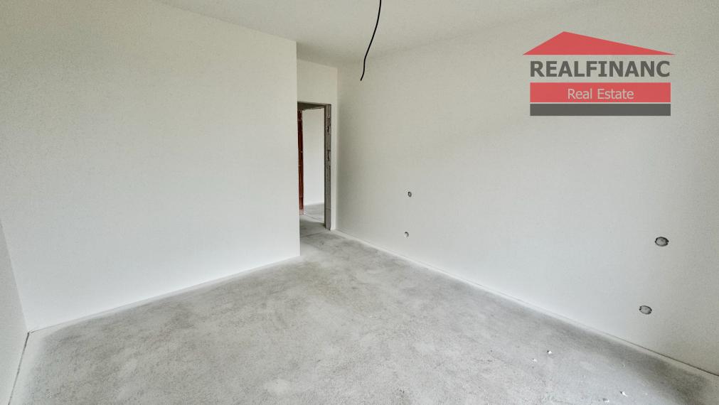 Na predaj NOVOSTAVBA 4.-izb. RD (v radovej zástavbe), hliníkové žalúzie, 2x park. miesto, 218m2 záhrada, obec Dolná Krupá