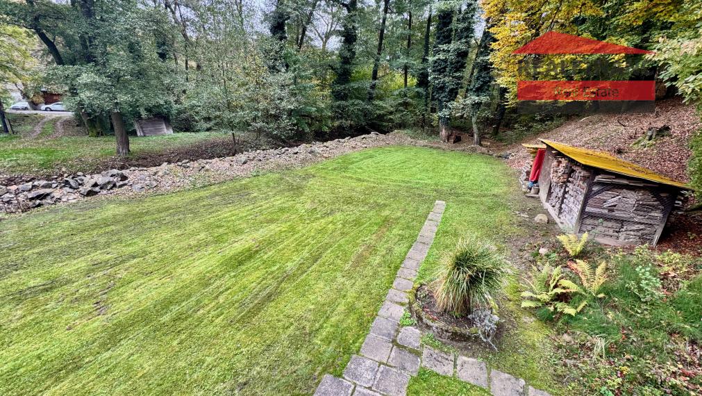 Zariadená 3,5.-izb. chata po rekonštrukcii v malebnej prírode Malých Karpát