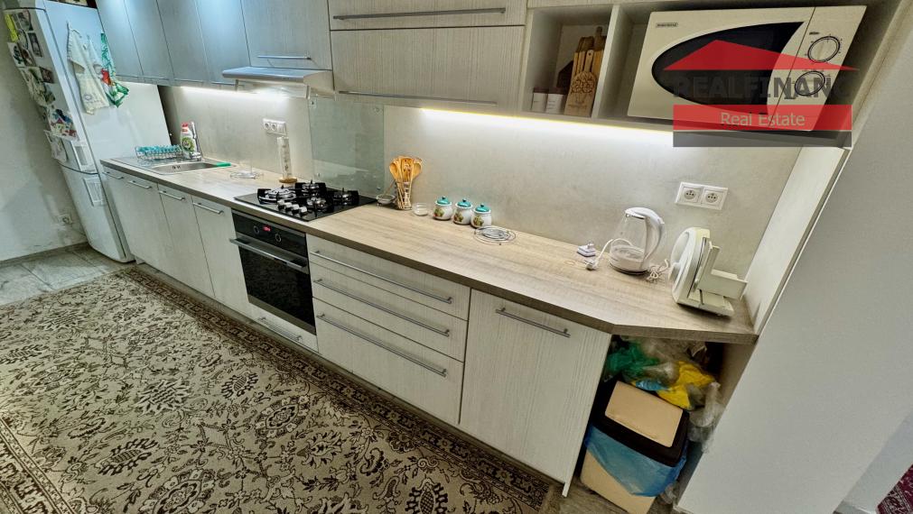 Zariadená 3,5.-izb. chata po rekonštrukcii v malebnej prírode Malých Karpát