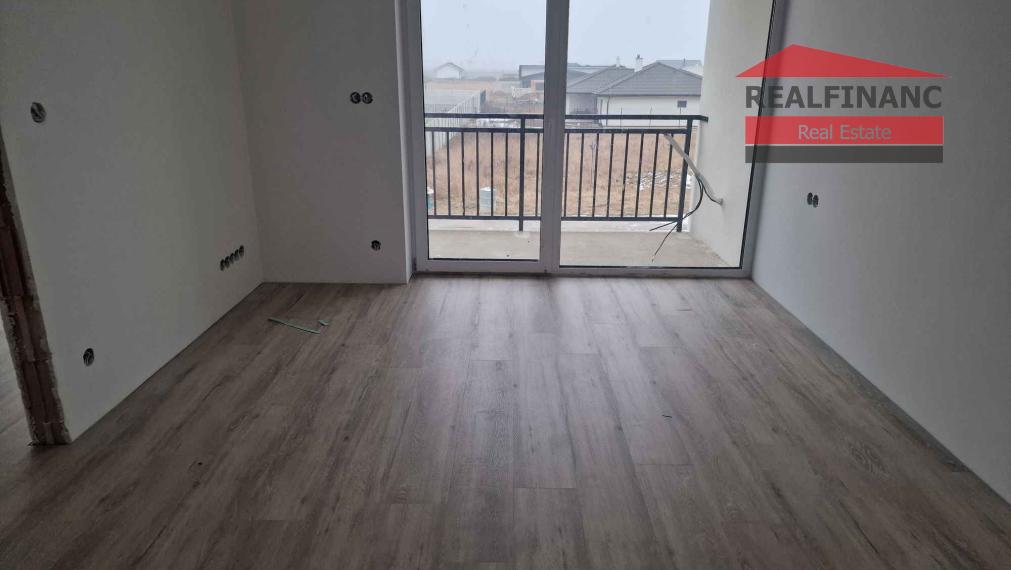 REALFINANC – 100% aktuálny! Novostavba 2 izbový murovaný byt 67,28 m2 v štandarte s kuchynskou linkou !