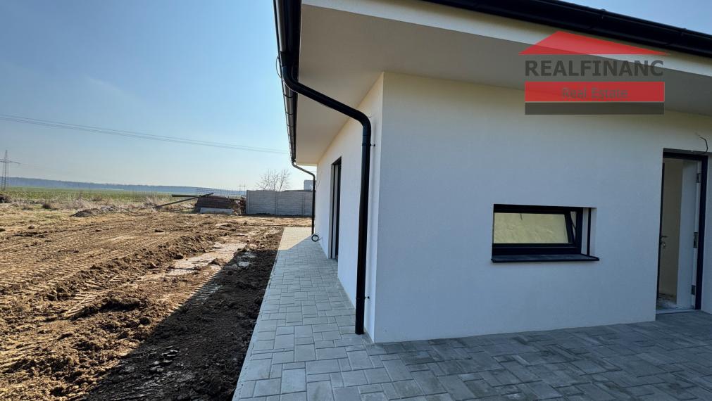 DOKONČENIE PODĽA VL. VÝBERU DO ŠTANDARDU V CENE!! NOVOSTAVBA 4.-izb. RD, hliníkové žalúzie, 2x park. miesto, obec Dolná Krupá