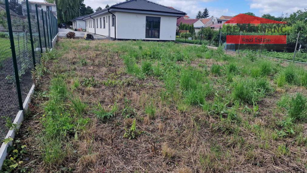 100% aktuálny ! Novostavba 4 izbový Rodinný Dom, 3x parkovacie miesto, pozemok 582 m2, fotovoltaika, Hrnčiarovce nad Parnou !