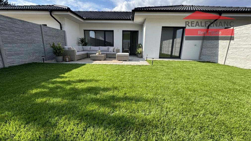 DOKONČENIE PODĽA VL. VÝBERU DO ŠTANDARDU V CENE!! NOVOSTAVBA 4.-izb. RD, hliníkové žalúzie, 2x park. miesto, obec Dolná Krupá