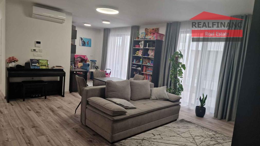 REALFINANC 100% aktuálny!!! Novostavba 4-izbový byt 109,95 m2 v novostavbe Rezidencia Hviezdoslavova v centre mesta Trnava.