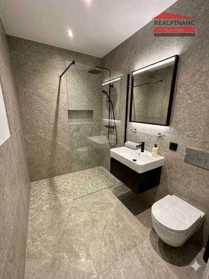 POSLEDNÝ VOĽNÝ, dokončenie v štandarde!!! NOVOSTAVBA 4.-izb. RD, hliníkové žalúzie, 2x park. miesto, obec Dolná Krupá