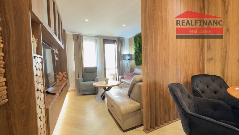 TEHLOVÝ 3.-izb. kompl. zrekonštruovaný byt s balkónom, 70m2, klíma, 5x vstavaná skriňa, Koniarekova ul.