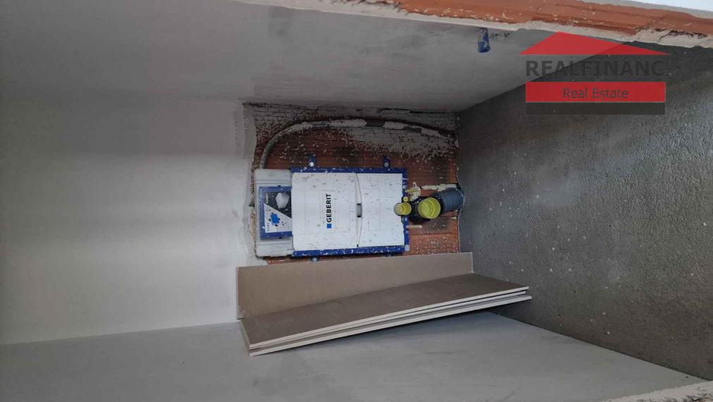 REALFINANC – 100% aktuálny! Novostavba 4 izbový tehlový rodinný dom byt 122 m2 + 3 x parkovacie miesto!