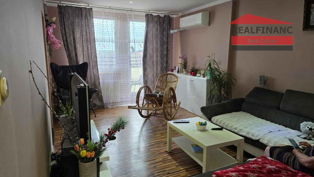 REALFINANC 100% aktuálny!!! Po rekonštrukcii 3-izbový byt 73,02 m2 + 4 m2 loggia, Trnava.