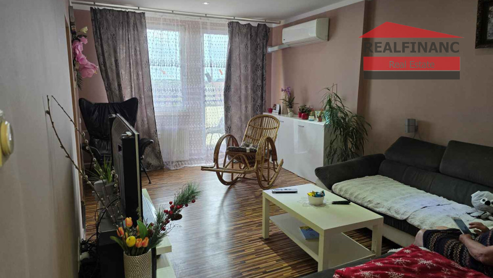 REALFINANC 100% aktuálny!!! Po rekonštrukcii 3-izbový byt 73,02 m2 + 4 m2 loggia, Trnava.