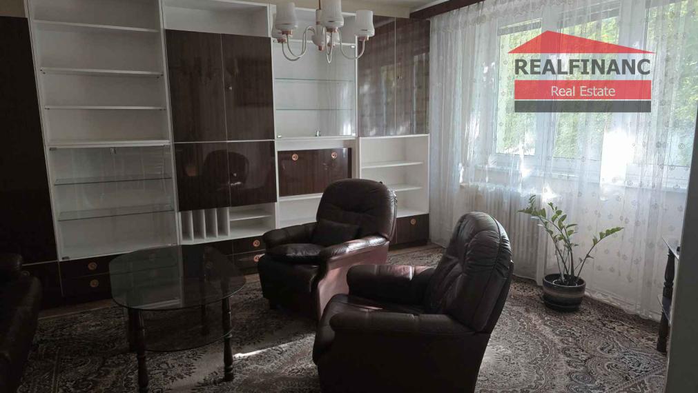REALFINANC 100% aktuálny!!! Pôvodný stav 4 -izbový byt 75,84 m2 + 3 m2 loggia, Trnava.