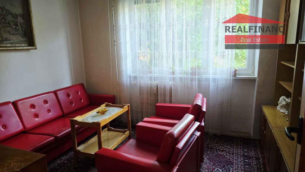 REALFINANC 100% aktuálny!!! Pôvodný stav 4 -izbový byt 75,84 m2 + 3 m2 loggia, Trnava.
