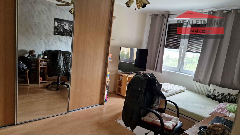 REALFINANC 100% aktuálny!!! Po rekonštrukcii 3-izbový byt 67,50 m2 + 4 m2 loggia, Trnava.