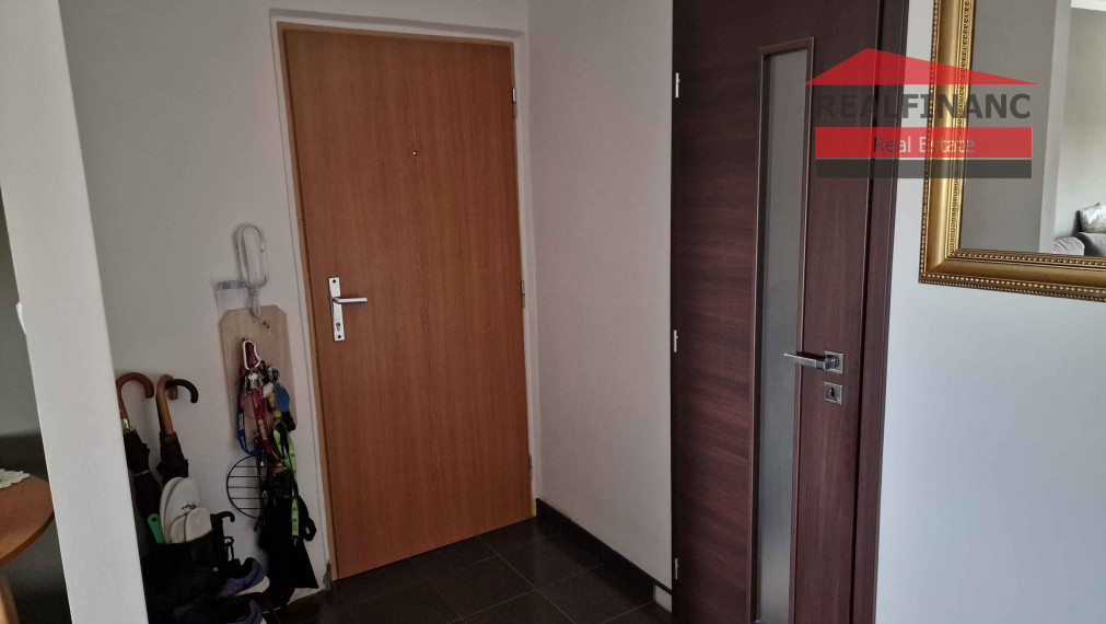 REALFINANC 100% aktuálny!!! Po rekonštrukcii 3-izbový byt 67,50 m2 + 4 m2 loggia, Trnava.