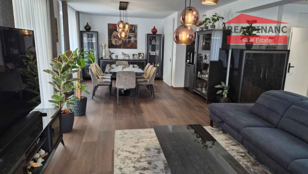 REALFINANC 100% aktuálny!!! Novostavba 4 izbový byt 156,5 m² v novostavbe Rezidencia Hviezdoslavova v centre mesta Trnava.