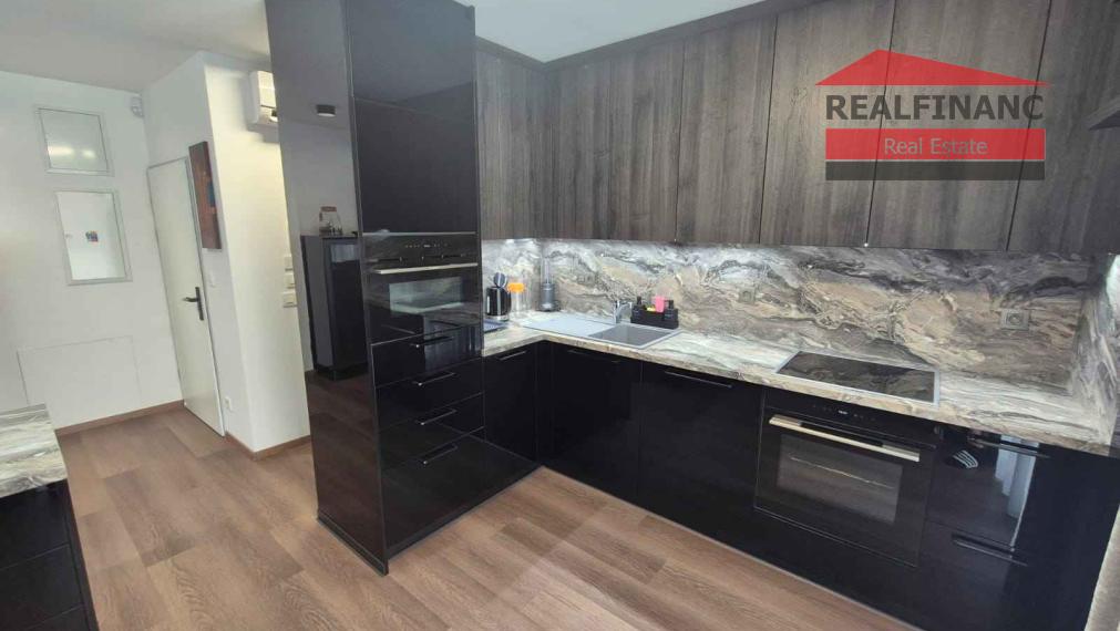 REALFINANC 100% aktuálny!!! Novostavba 4 izbový byt 156,5 m² v novostavbe Rezidencia Hviezdoslavova v centre mesta Trnava.