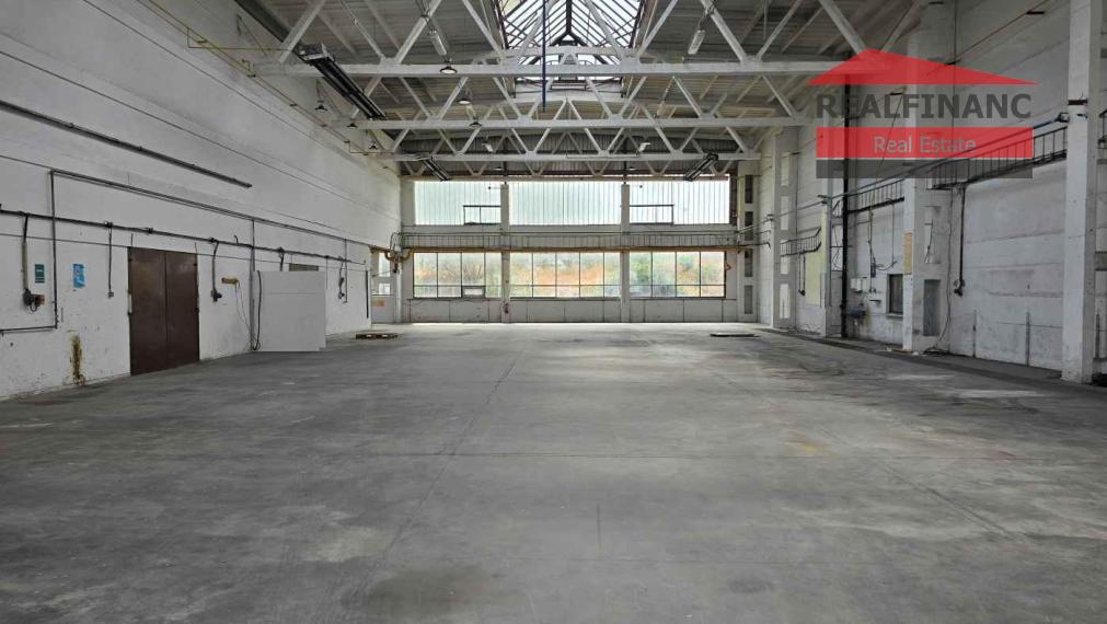 REALFINANC – 100% aktuálny! Prenájom pre výrobu alebo skladovanie priestory 643,7 m2, vzialený len 200 m od obchvatu na Chovateľskej ulici, Trnava.