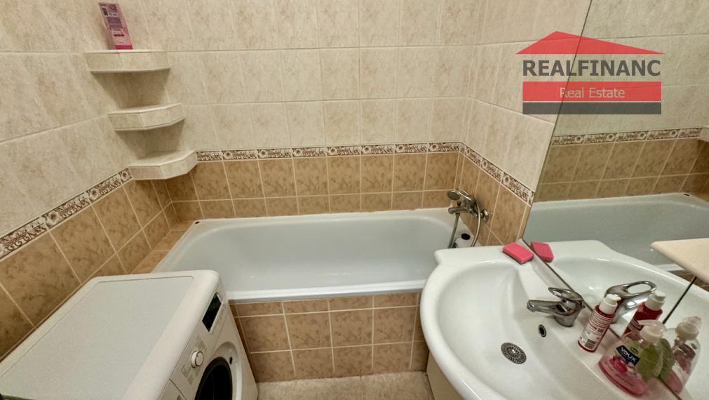Prenájom 2.-izb. byt s balkónom pre mladý pár prípadne dve študentky !!!!