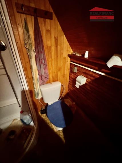Na predaj zariadená chata s pozemkom 352m2 v srdci Malých Karpát – Buková