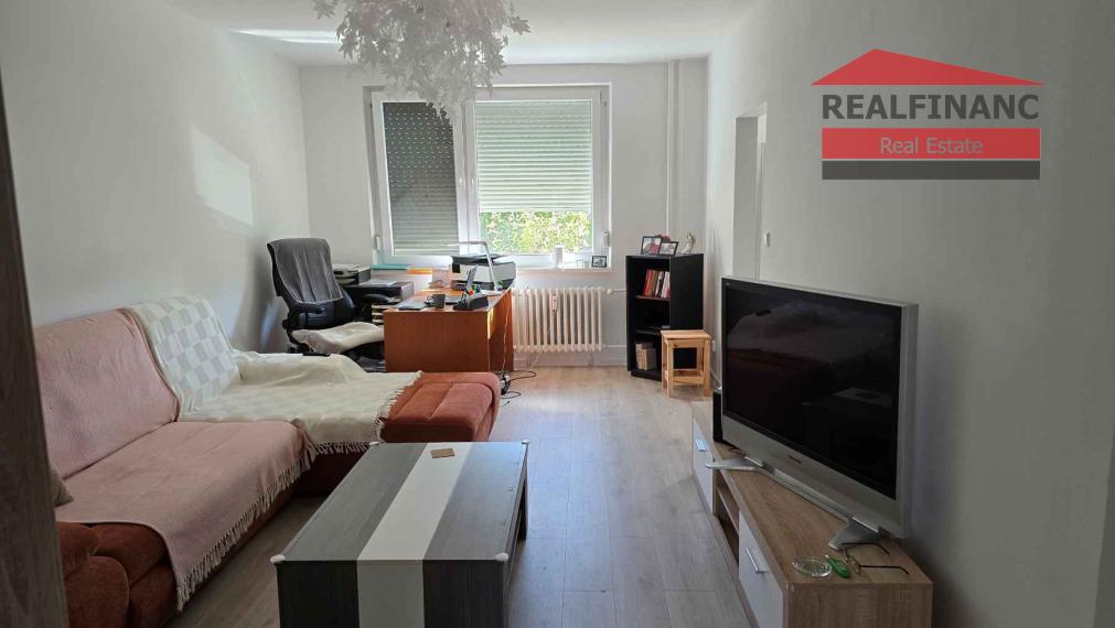 REALFINANC 100% aktuálny!!! Po kompletnej rekonštrukcii 3-izbový byt 65 m2, Mlynárska ulica, Sereď.