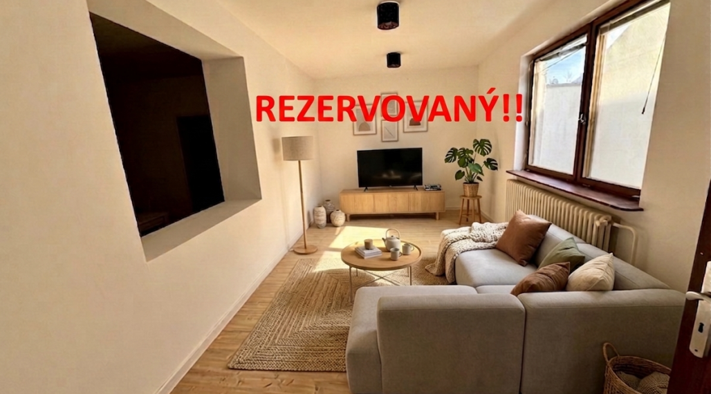 Na predaj rodinný dom s 10 árovým pozemkom a podnikateľským potenciálom v obci Veľké Kostoľany