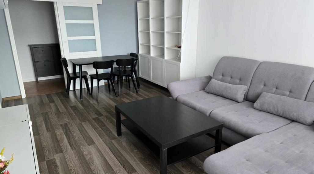REALFINANC 100% aktuálny!!! Na prenájom po rekonštrukcii 3-izbový byt 68 m2, loggia, Jiráskova - Trnava.