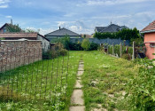 Na predaj 3.-izb. RD s pozemkom 483m2, 2x garáž, všetky IS, studňa, Sereď - časť Stredný Čepeň - fotografia 1