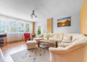 REALFINANC – 100% aktuálny! 35 ročný - 5 izbový rodinný dom s garážou, pozemok 692 m2, Opoj ! - fotografia 1
