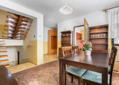 REALFINANC – 100% aktuálny! 35 ročný - 5 izbový rodinný dom s garážou, pozemok 692 m2, Opoj ! - fotografia 4