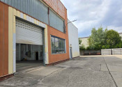 REALFINANC – 100% aktuálny! Prenájom pre výrobu alebo skladovanie priestory 643,7 m2, vzialený len 200 m od obchvatu na Chovateľskej ulici, Trnava. - fotografia 1