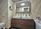 REALFINANC 100% aktuálny!!! Novostavba 4 izbový byt 156,5 m² v novostavbe Rezidencia Hviezdoslavova v centre mesta Trnava. - fotografia 12