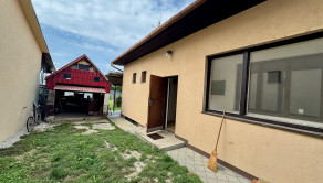 Na predaj 3.-izb. RD s pozemkom 483m2, 2x garáž, všetky IS, studňa, Sereď - časť Stredný Čepeň - fotografia 5