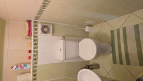 Na prenájom po rekonštrukcii 3-izbový byt 100 m2, v rodinnom dome pre 3 študentky kúsok od centra, Oblúková ulica, Trnava. - fotografia 7