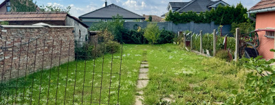 Na predaj 3.-izb. RD s pozemkom 483m2, 2x garáž, všetky IS, studňa, Sereď - časť Stredný Čepeň