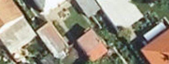 REALFINANC – 100% aktuálny! Čiastočne zrekonštruovaný rodinný dom so samostatnou garážou na pozemku o výmere 703 m2.