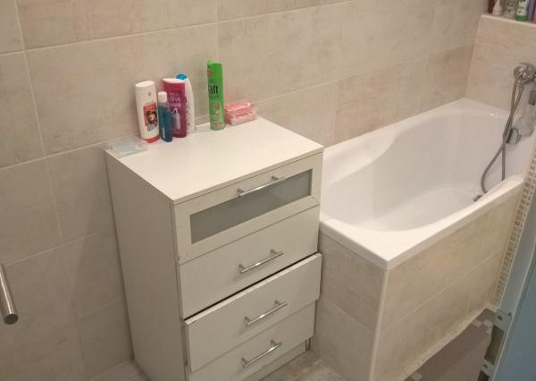 Ponúkame Vám na prenájom 3 izbový byt v Trnave, ul. Študentská v blízkosti centra mesta a žel. stanice