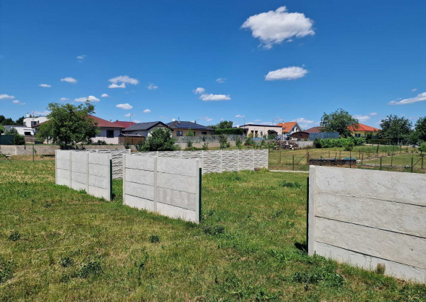 REALFINANC – 100% aktuálny! Stavebný pozemok celkom 1134 m2, Boleráz !!!