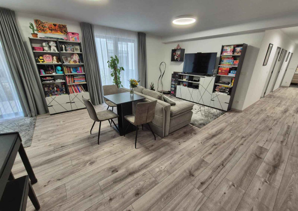 REALFINANC 100% aktuálny!!! Novostavba 4-izbový byt 109,95 m2 v novostavbe Rezidencia Hviezdoslavova v centre mesta Trnava.