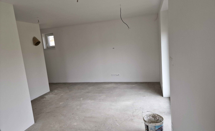 100% aktuálny ! Novostavba 4 izbový Rodinný Dom, 3x parkovacie miesto, pozemok 582 m2, fotovoltaika, Hrnčiarovce nad Parnou ! - fotografia 11