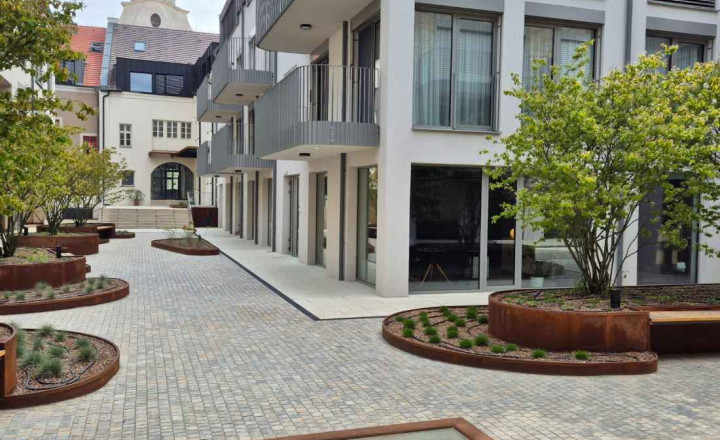 REALFINANC 100% aktuálny!!! Novostavba 4 izbový byt 156,5 m² v novostavbe Rezidencia Hviezdoslavova v centre mesta Trnava.