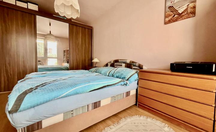 TOP LOKALITA!! Zariadený 3.-izb. byt s loggiou po rekonštrukcii na Družbe - fotografia 5