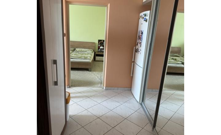 Predám 2-izbový byt po celkovej rekonštrukcii ul. A.Kubinu Trnava - fotografia 3