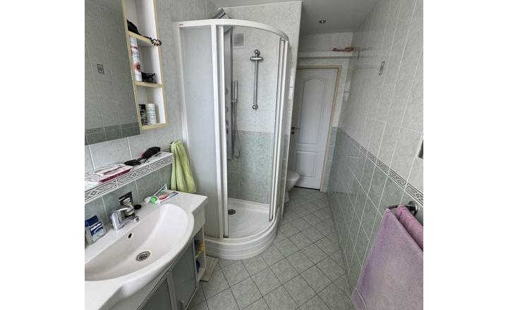 Predám 2-izbový byt po celkovej rekonštrukcii ul. A.Kubinu Trnava - fotografia 7